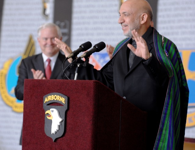 Karzai visits Fort Campbell