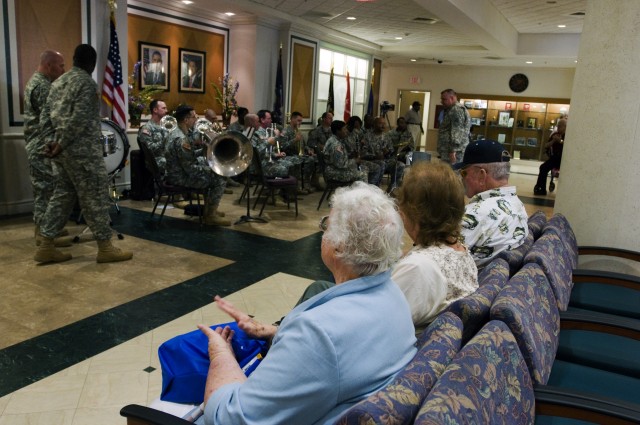 &quot;Wildcat&quot; musicians visit Columbia, S.C. VA hospital