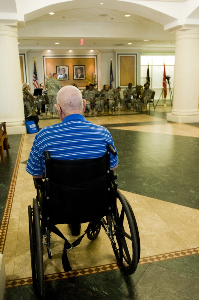 &quot;Wildcat&quot; musicians visit Columbia, S.C. VA hospital