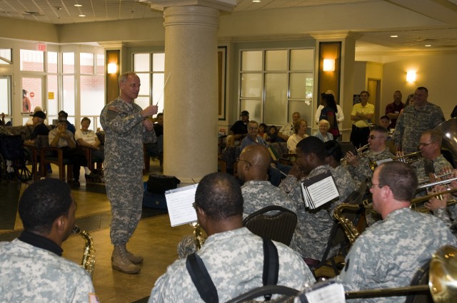 &quot;Wildcat&quot; musicians visit Columbia, S.C. VA hospital
