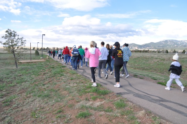 Walk to Iraq program begins for 3/4 Inf. Div.