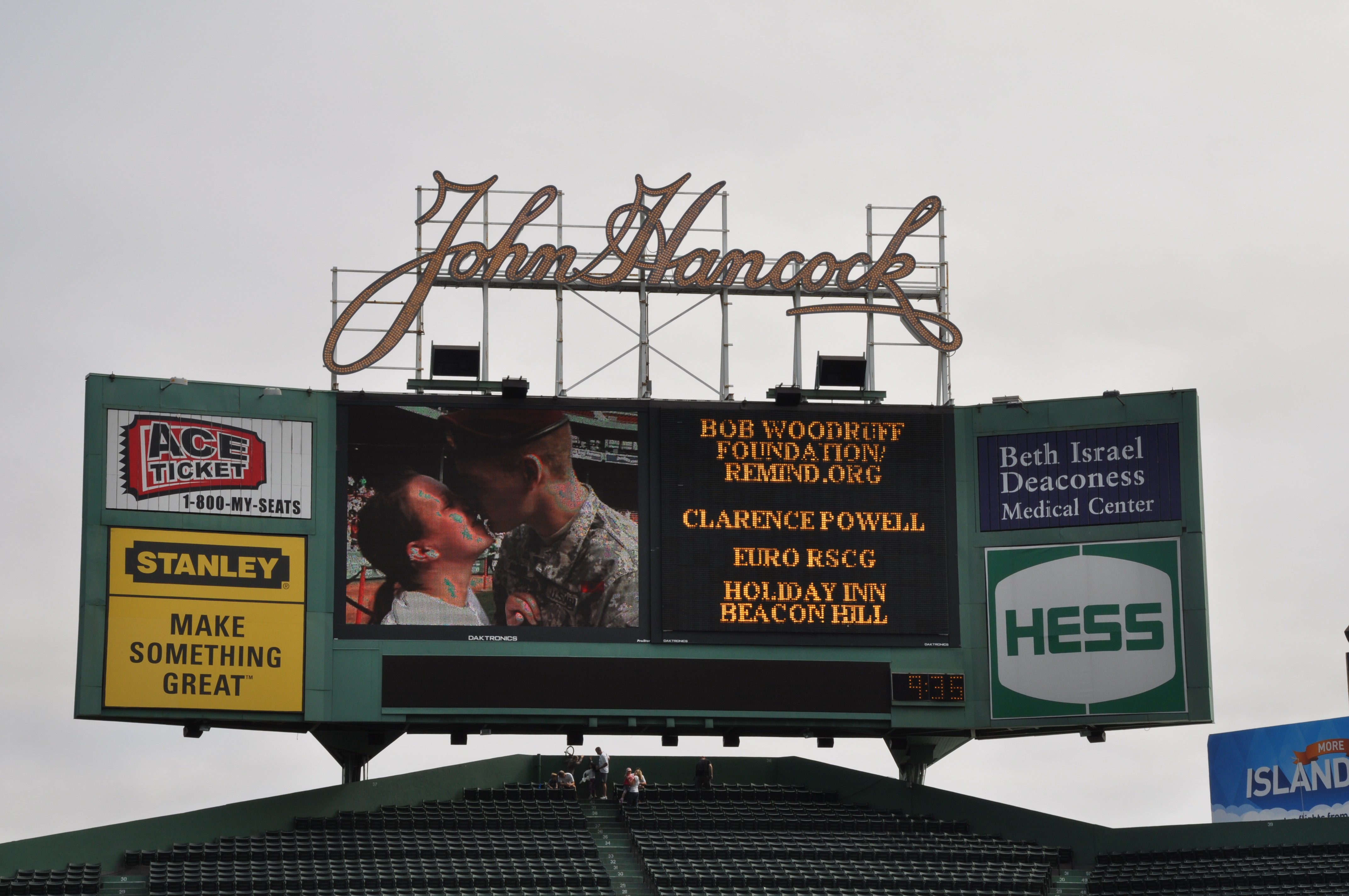 Community, Soldiers and Red Sox Foundation team up to help