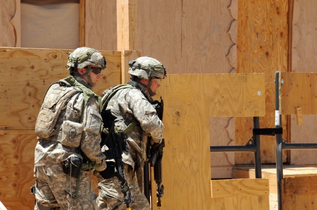 Dragon Company, 3rd ACR conducts NTC convoy live fire