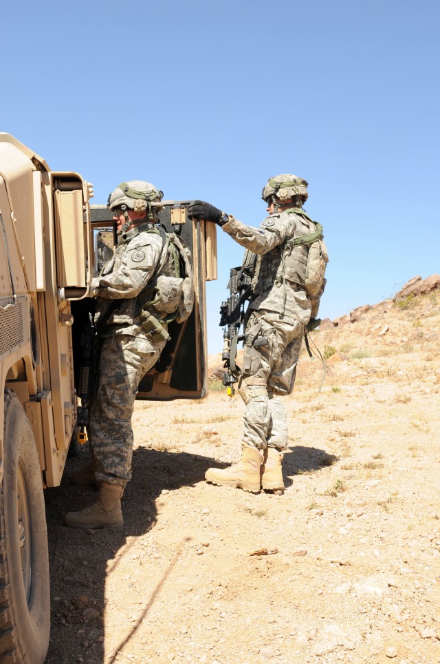 Dragon Company, 3rd ACR conducts NTC convoy live fire