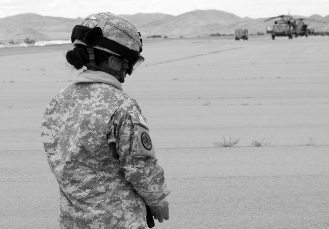 3rd ACR Soldiers refueling helicopter