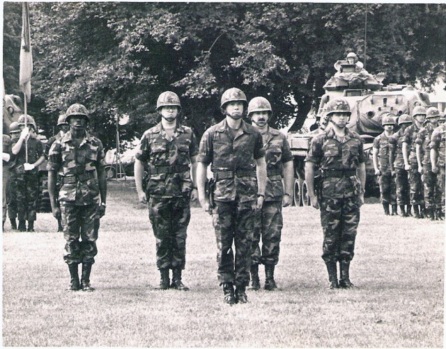 FORSCOMAca,!E+commanding general to retire after 40 years of dedicated service