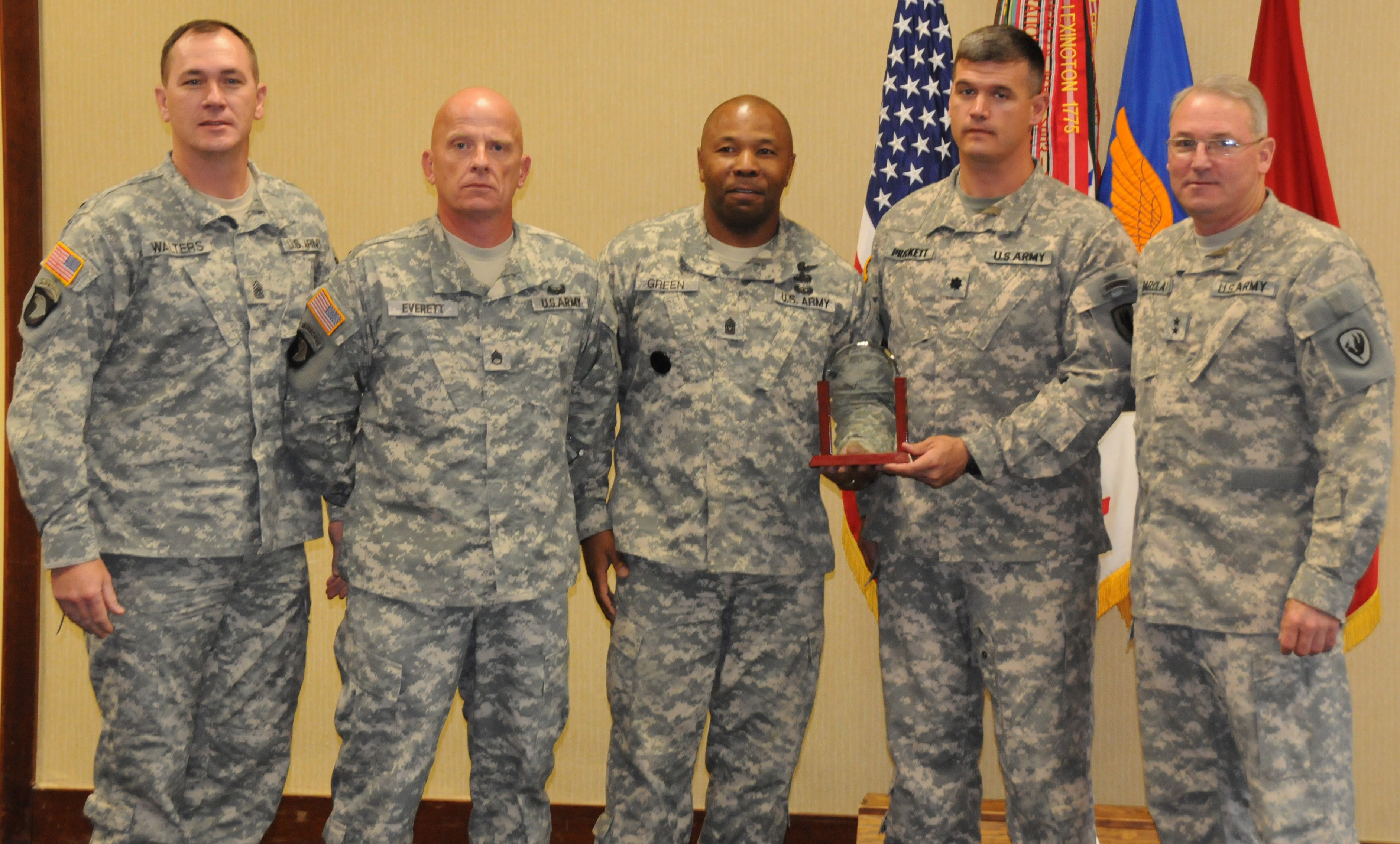 USAACE 'Early Bird' units receive honors for retention efforts ...