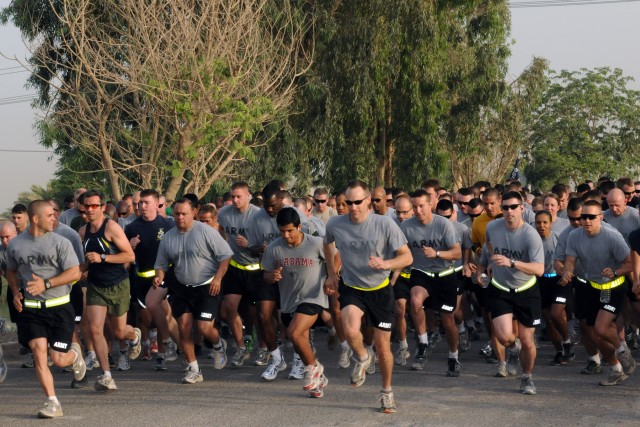 Servicemembers celebrate 235th Army birthday with ... a run