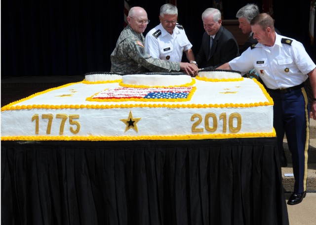 235th Army Birthday Cake-cutting Ceremony
