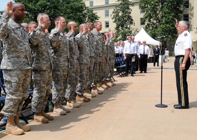 235th Army Birthday Cake-cutting Ceremony