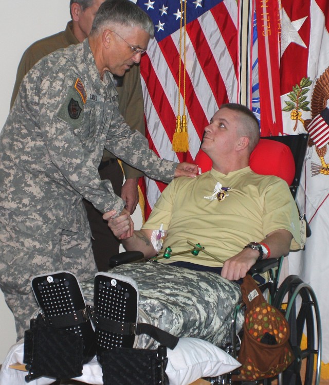 Casey visits JBLM