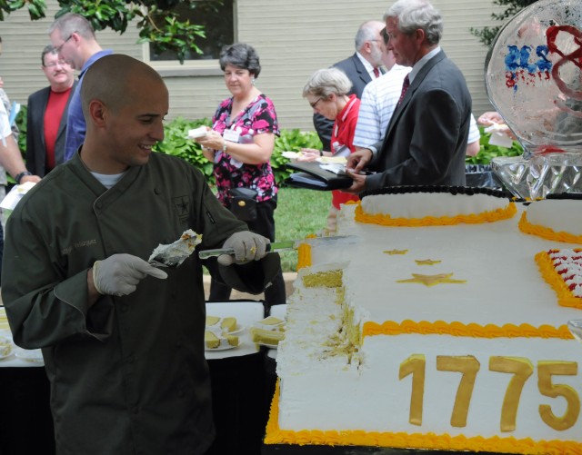 Army Birthday cake