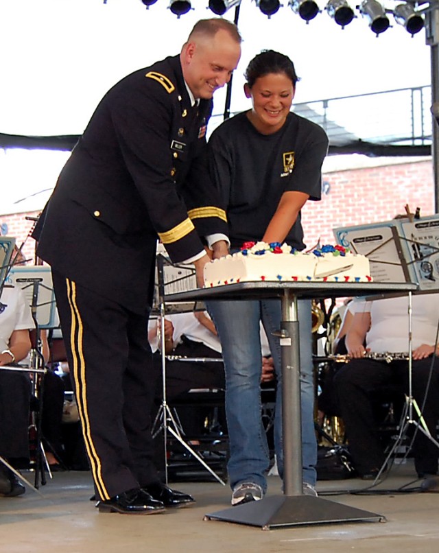 Charlottesville Community Celebrates Army Birthday