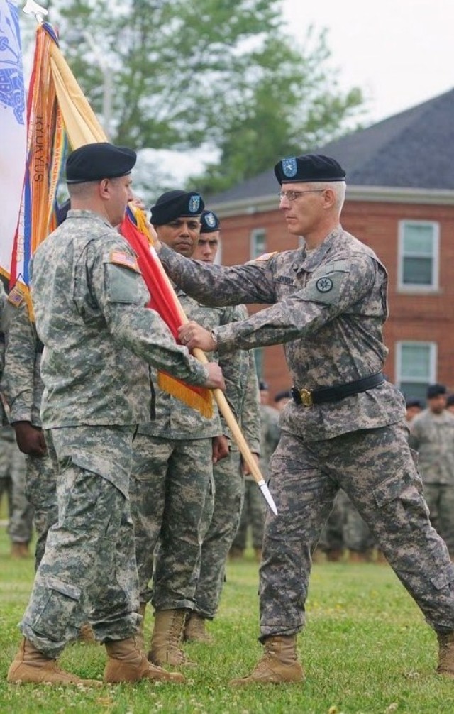 Ceremony marks beginning of new leadership for 77th SB