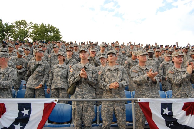 Complete game: Soldiers cheer for Army heroes, Blowfish
