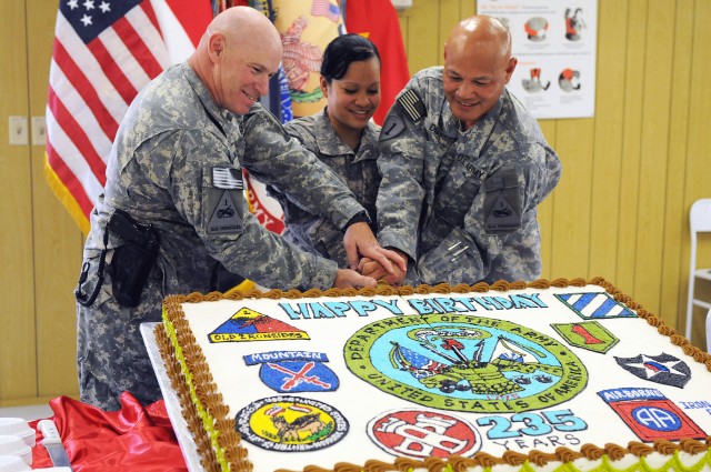 Soldiers from Iraq to Indiana celebrate Army&#039;s 235th birthday