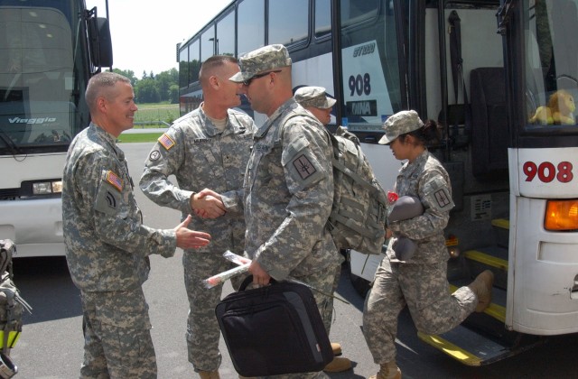 206th Military Police Company Returns Home from Iraq 
