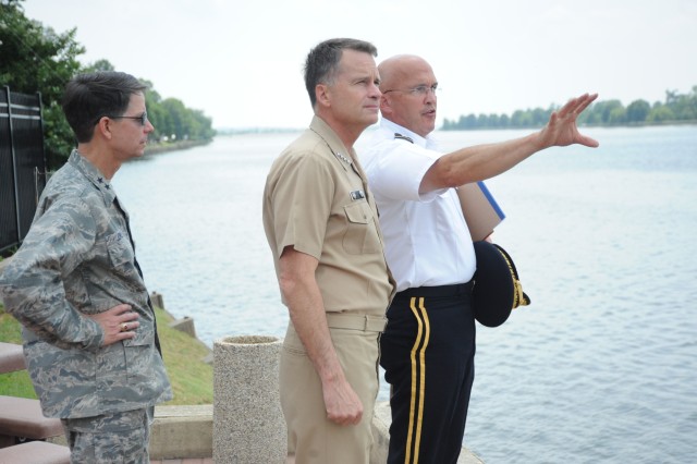 NORTHCOM Commander visits JFHQ-NCR/MDW