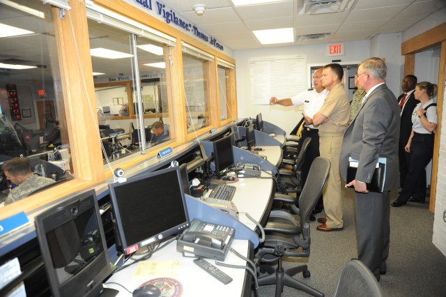 NORTHCOM Commander visits JFHQ-NCR/MDW