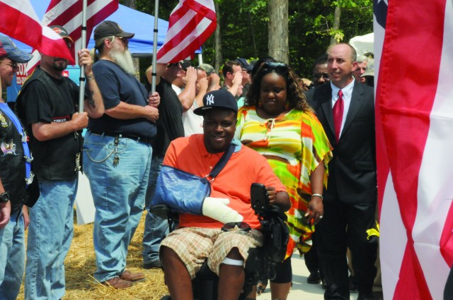 Charity helps injured vet