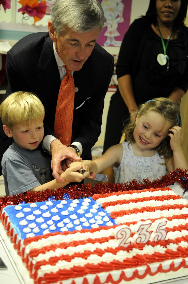 Army Secretary celebrates Army Birthday at Cody CDC