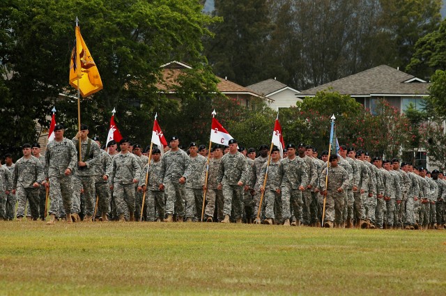 2BCT, 25ID deployment ceremony