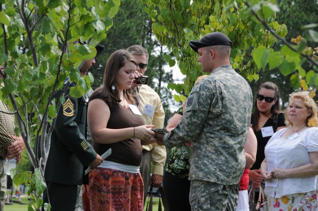 Marne Division Soldier&#039;s spouse honored during ceremony