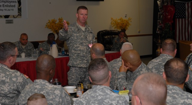 Sergeant Major of the Army visits Tobyhanna