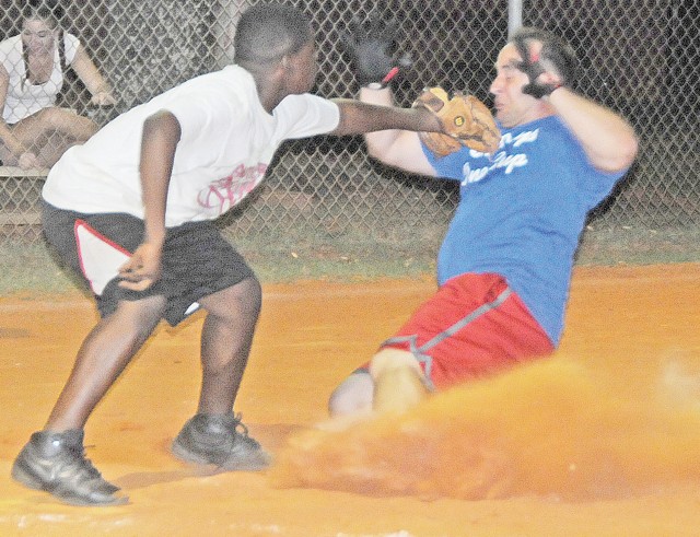 &#039;Old Skool&#039; ready for intramural softball playoffs