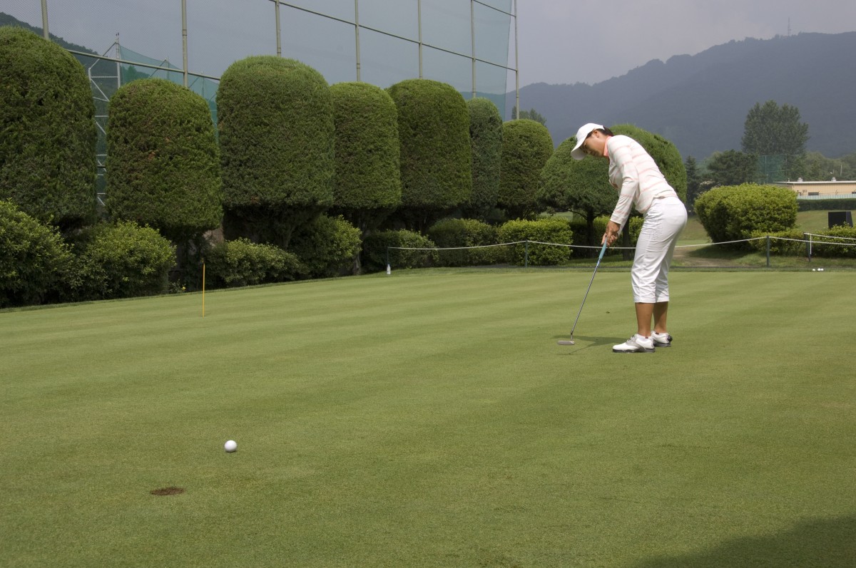 Red Cloud Golf Course tests even experienced duffers Article The