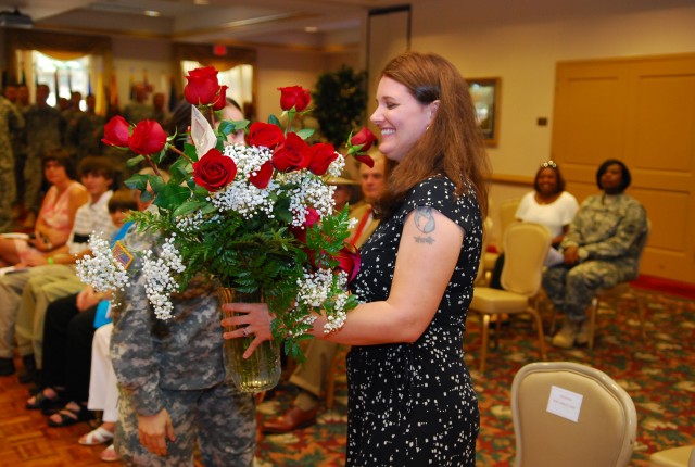 Appreciation shown to outgoing commander&#039;s wife