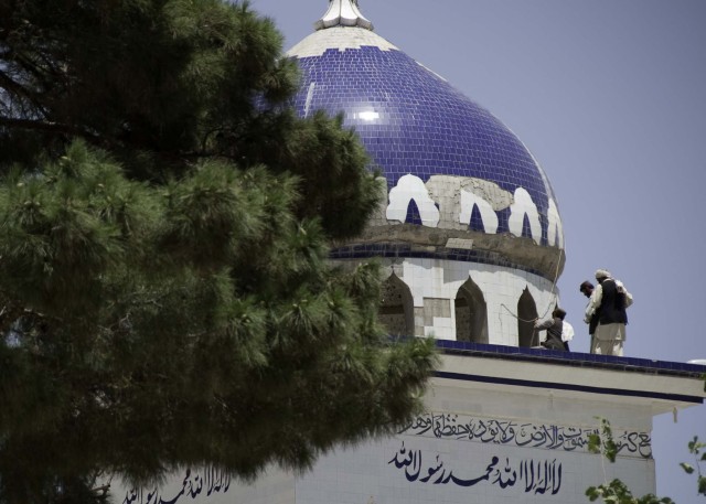 Fixing the Minaret