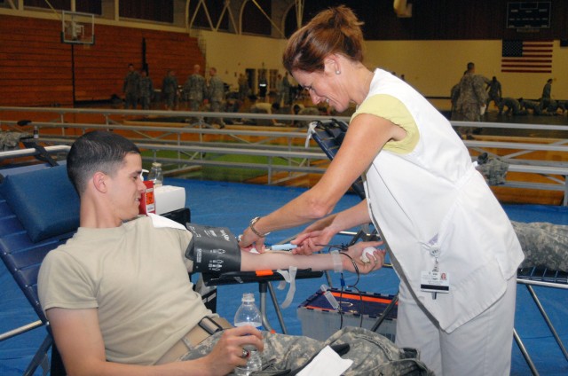 Presidio of Monterey service members donate blood