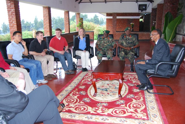 Rwandan Leaders Meet with West Point Cadets