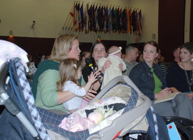 Family members and Soldiers at AFAP Conference