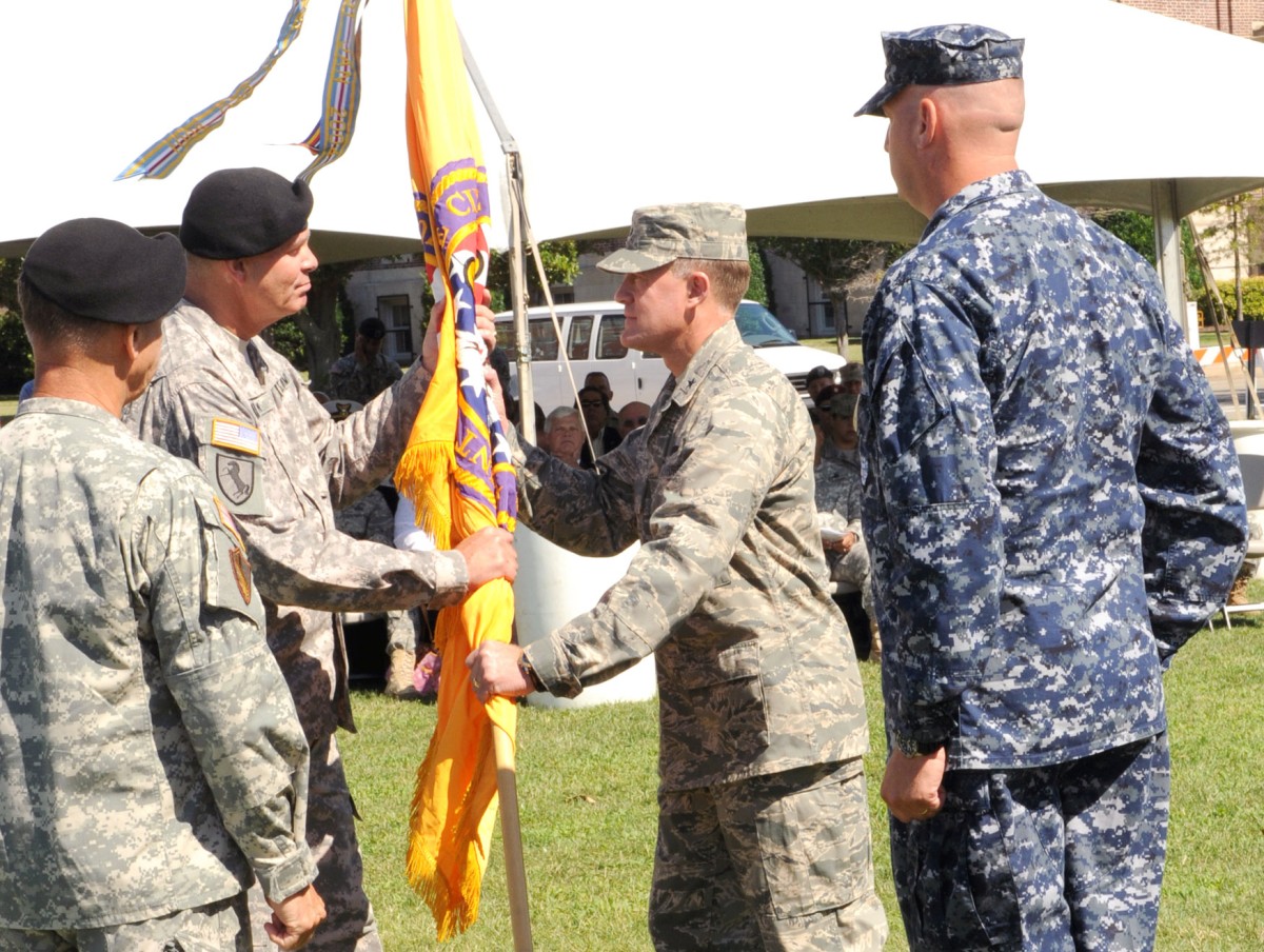 JTF-CS welcomes new commander | Article | The United States Army