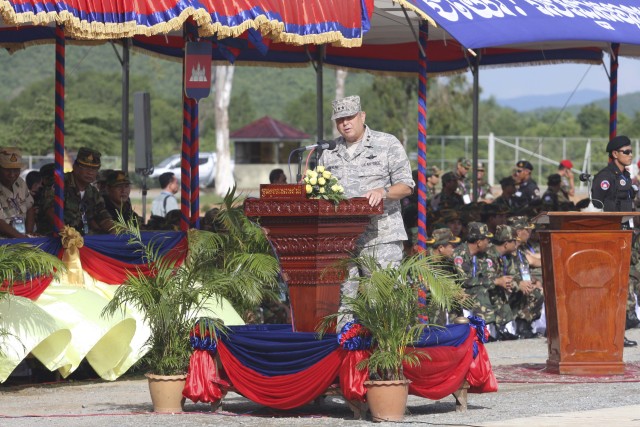 Multinational peacekeeping operation kicks off in Cambodia