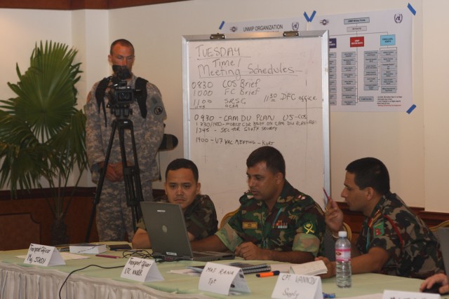 Relationship building during Angkor Sentinel 2010 Command Post Exercise 