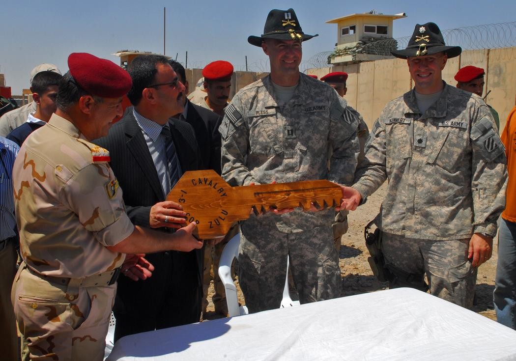U.S. forces in Iraq transfer three bases to Iraqi government | Article