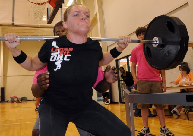 Powerlifters pump up for medals at Fort Rucker