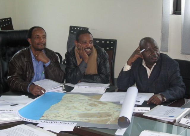 Military and civilian personnel take part in African Union Peace Support Operations Training