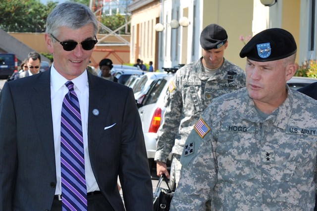 Army secretary tours Caserma Ederle, meets Soldiers and family