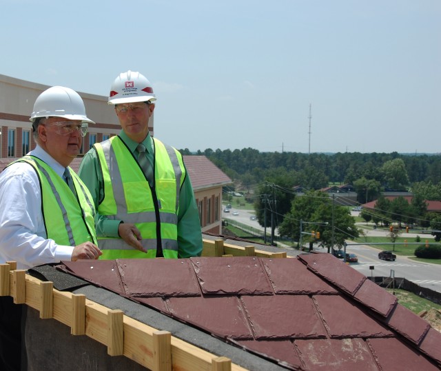 Under Secretary of the Army Visits FORSCOM/USARC Construction Site