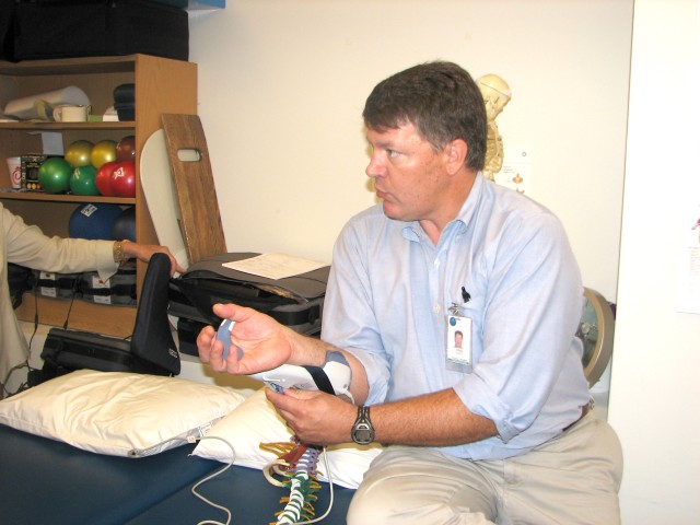 Soldiers witness latest &#039;weapons&#039; to combat spinal, traumatic brain injuries