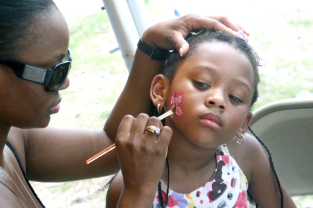 FORSCOM directorates have day of fun, food, fellowship