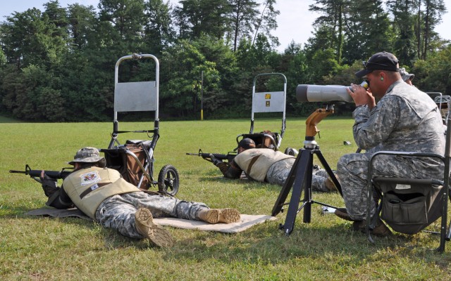 Army rifle shooters knock Aca,!Eoeem down at Interservice Championship