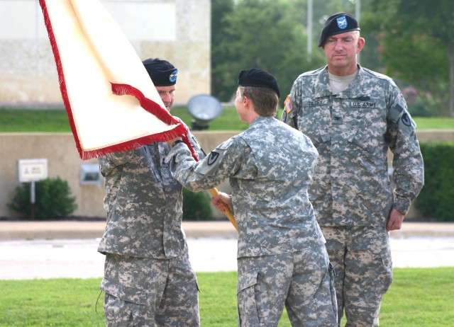 407th AFSB welcomes new commander