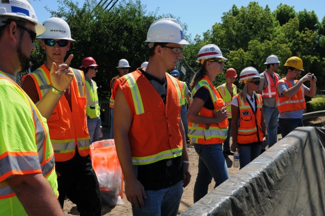 Sac State students tour levee upgrade project with Corps engineers