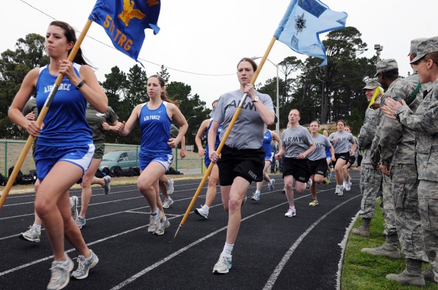 Presidio of Monterey Soldiers race to finish, win Commander&#039;s Cup