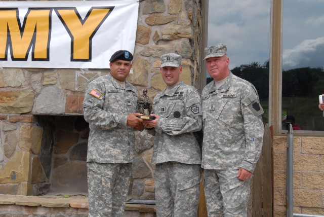 Tobyhanna recognizes National Guard officer